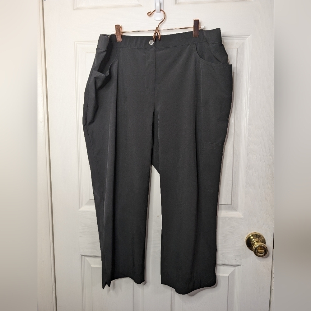 Chicos Weekends Womens Pants Size 3 (Large/12) Cropped Black